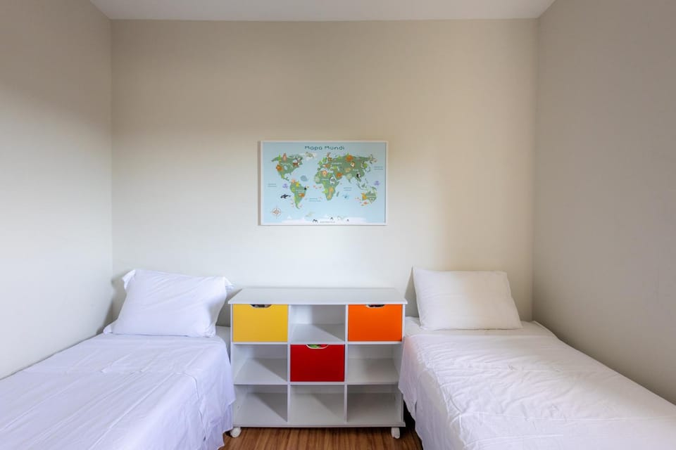 Apartamento família - 2 quartos, 3 camas, até 4 hóspedes - 2 vagas de garagem Apartment in Campos do Jordão