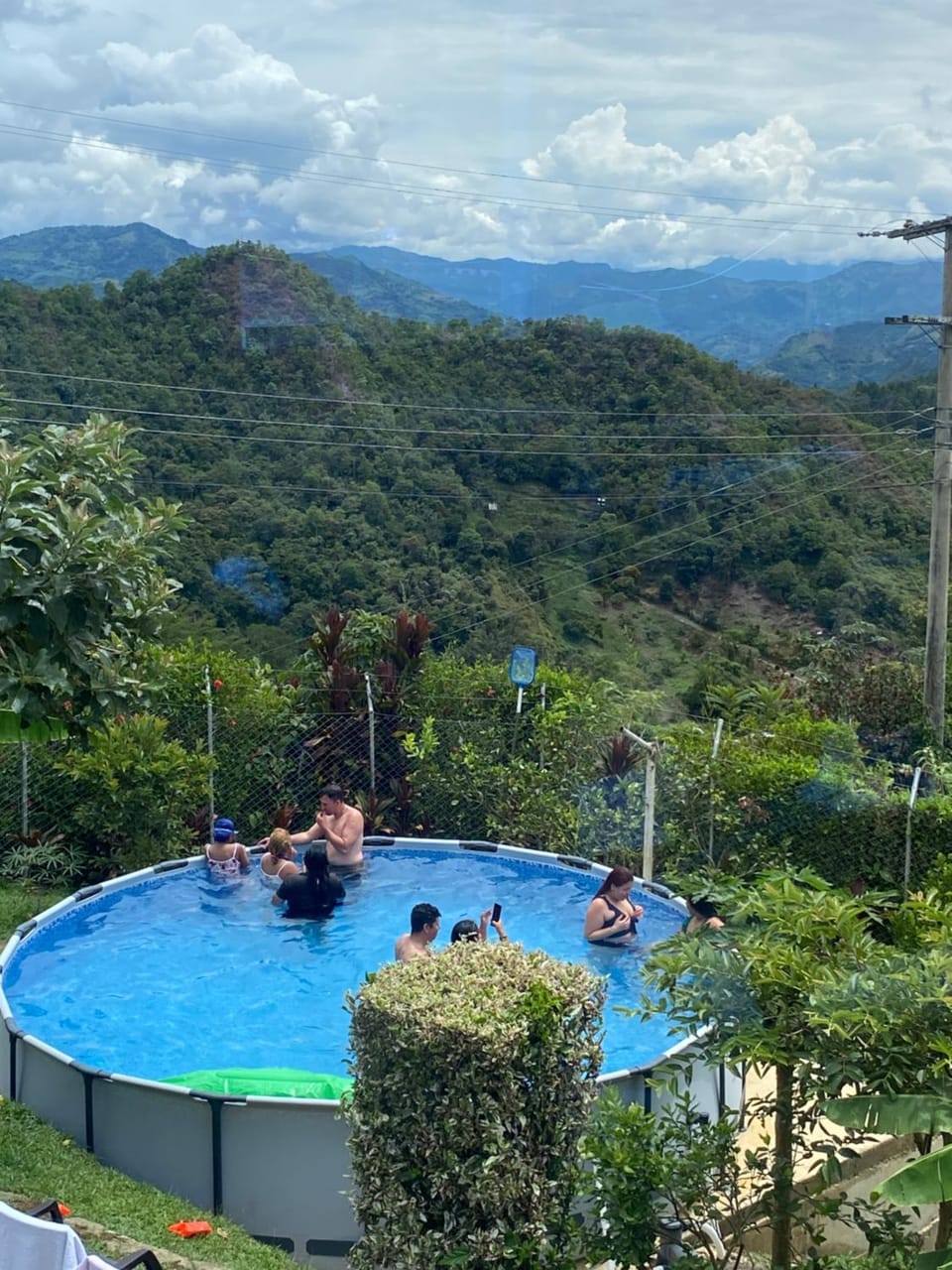 FInCA LA BENDICIÓN DE SUNNYVALE House in Cundinamarca, Colombia