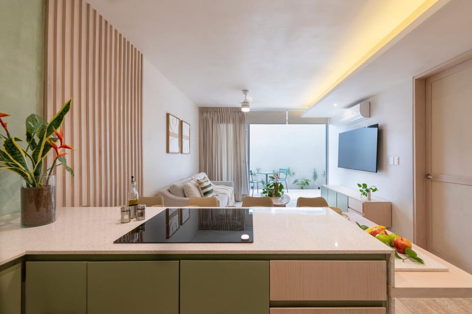 Kitchen or kitchenette