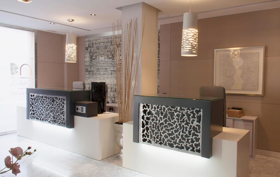 Lobby or reception, Decorative detail