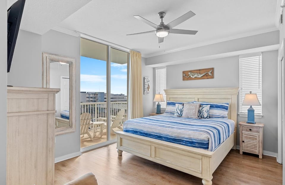 Sandpiper PH-08 - Destin West End-Unit Penthouse - Lazy River - Amazing Views - Rooftop Grill Apartment in Okaloosa Island