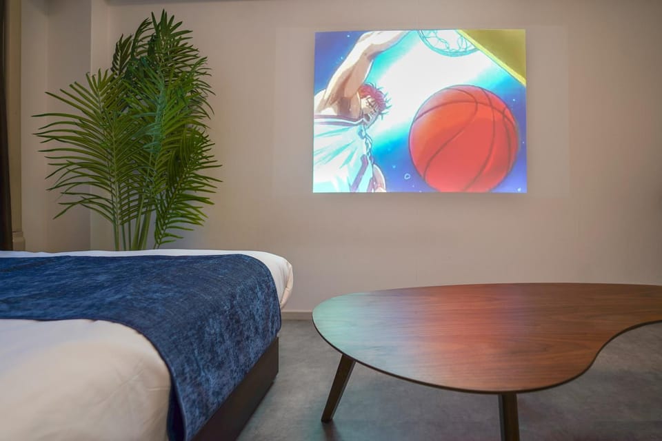 Bed, Photo of the whole room, Seating area, Bedroom