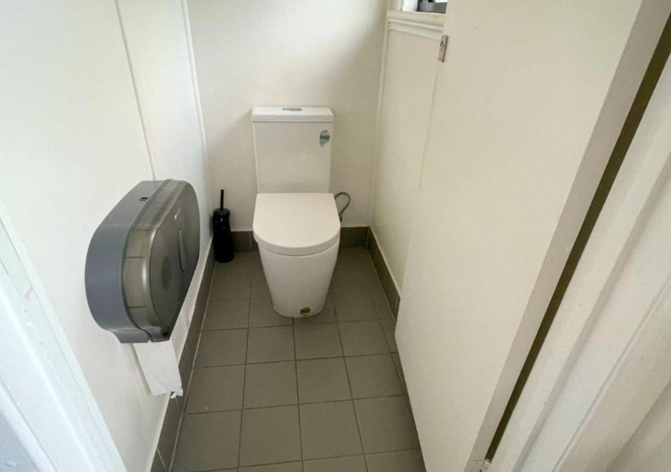 Toilet, Bathroom