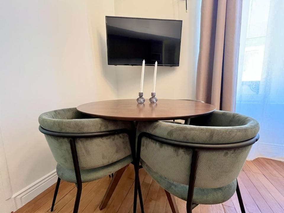 La Suite Ambiance chambre d hotel Cosy Apartment in Orléans