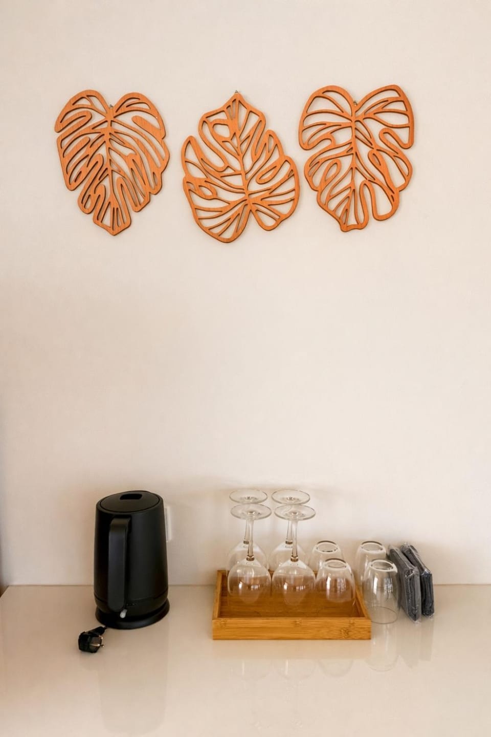 Coffee/tea facilities, Kitchen or kitchenette, kitchen