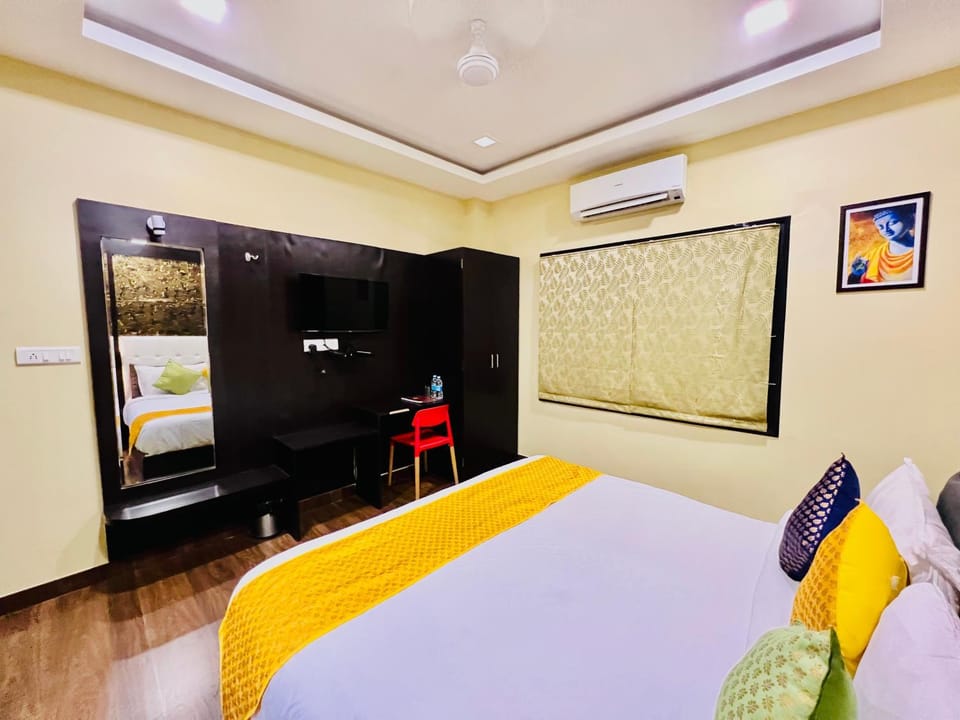 The G R A N D Bhagwat Udaipur near shashtri circle Hotel in Rajasthan