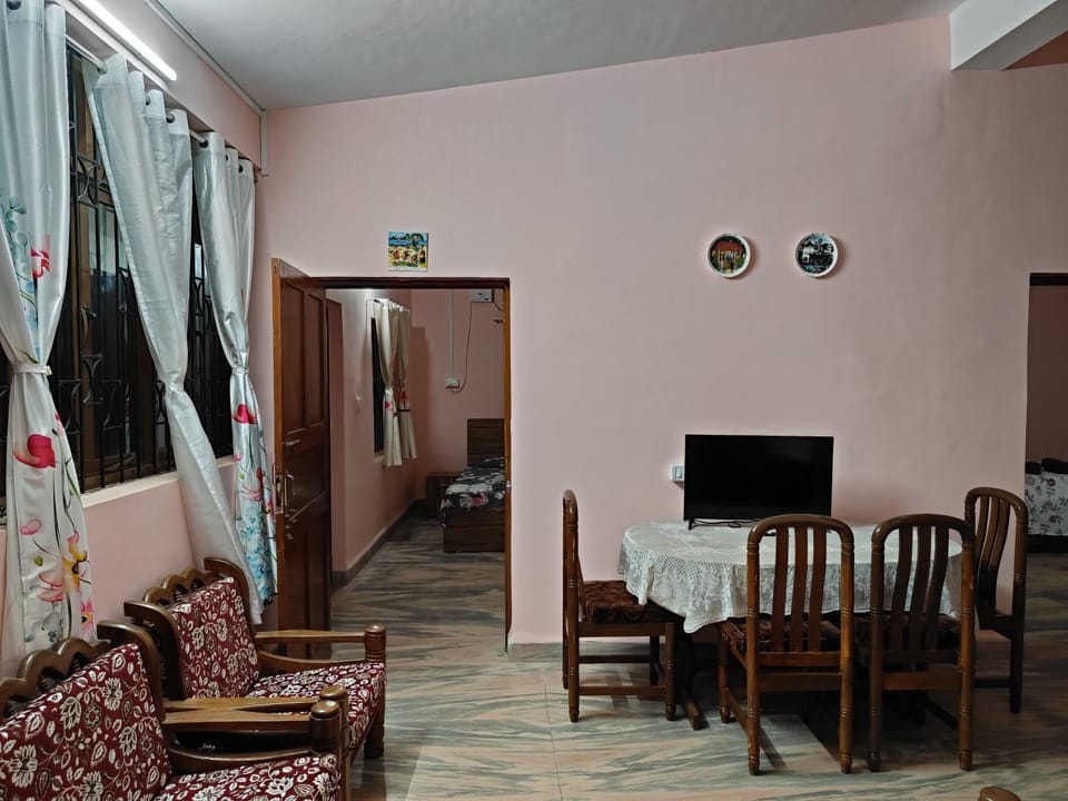 Communal lounge/ TV room, Living room