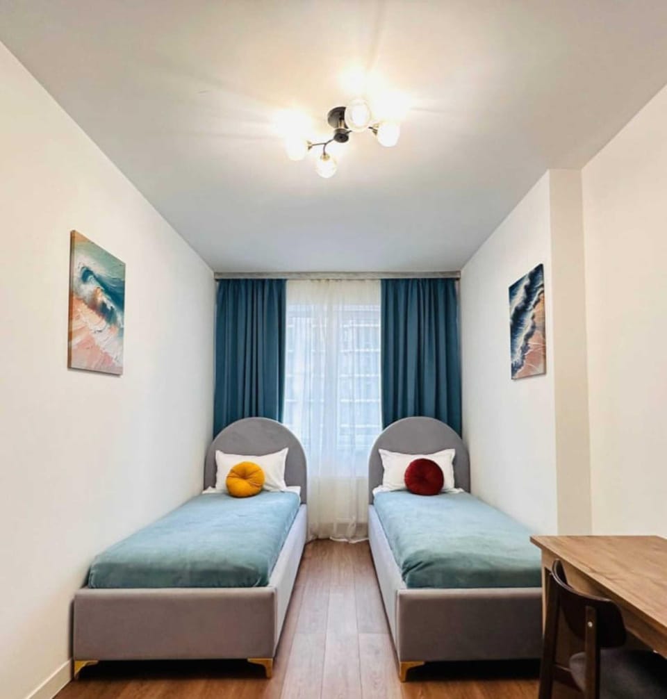 Modern Euro 3 Apartment near Mega Center for 8 Guests Apartment in Almaty