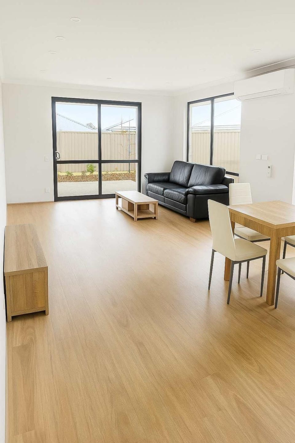 Byford Beauty Spacious Home with Large Bathrooms in each main room - Your Perfect Retreat House in Byford