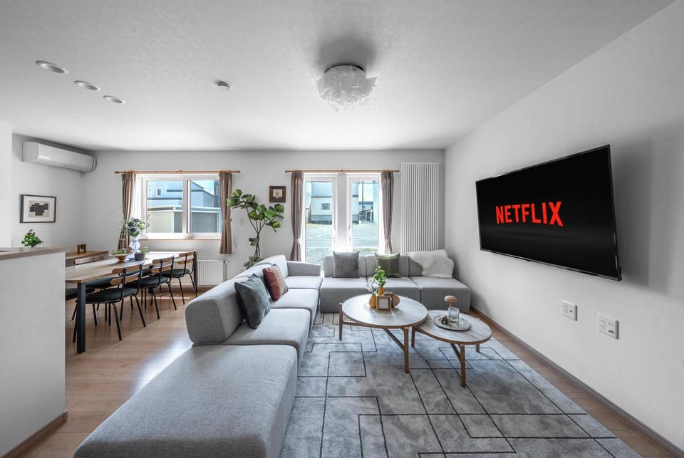 TV and multimedia, Living room