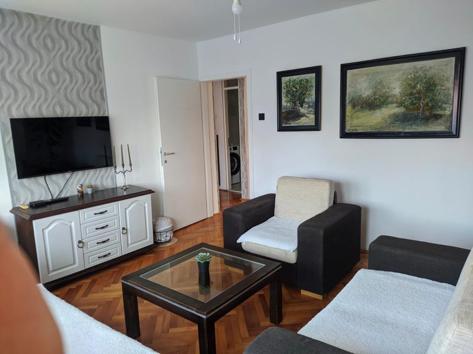Golden lady Apartment in Serbia
