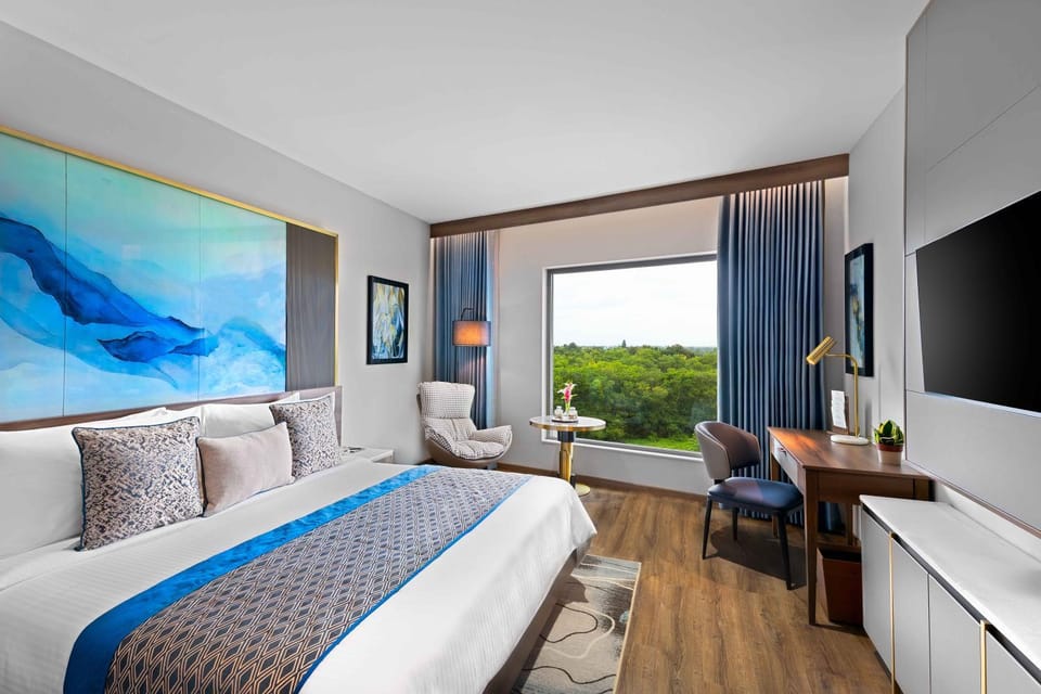 Bathroom, TV and multimedia, Bedroom