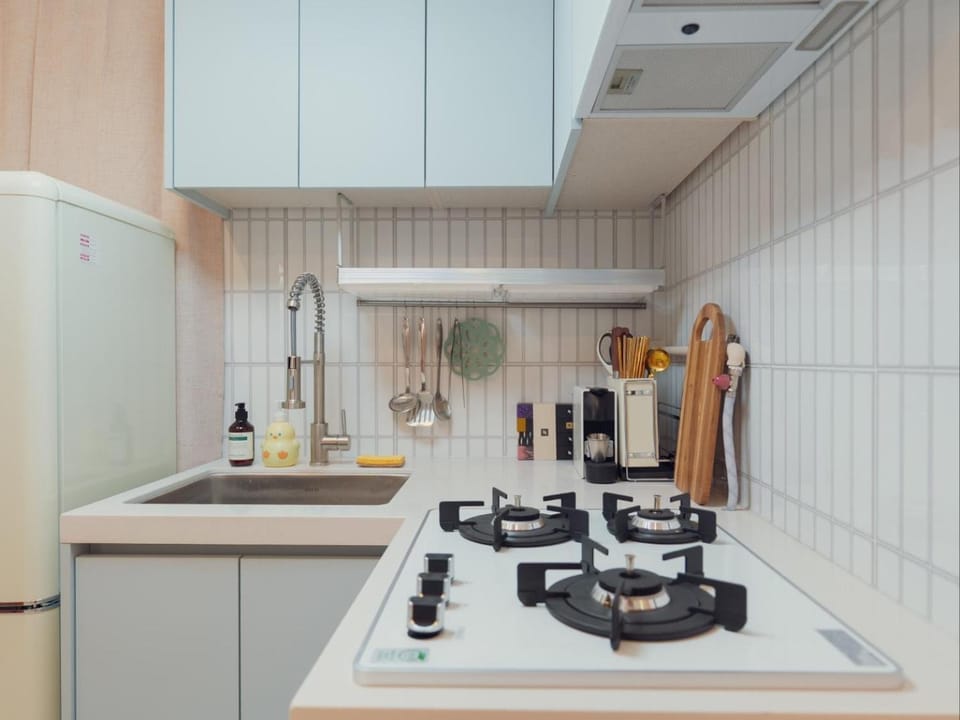 Living room, kitchen