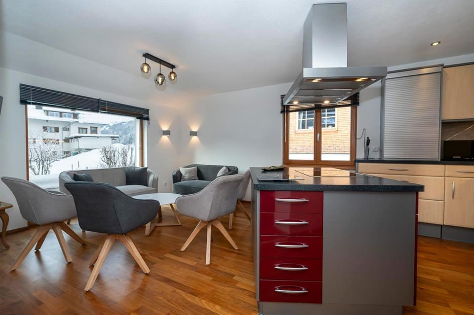 Communal lounge/ TV room, TV and multimedia, Lounge or bar, kitchen, kitchen