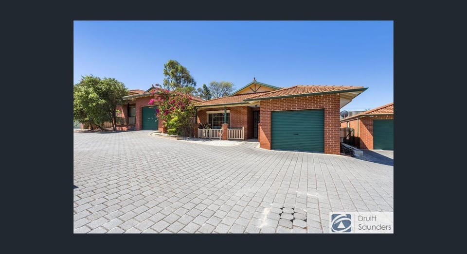 39 Langley Road Bayswater Bed and Breakfast in Bayswater