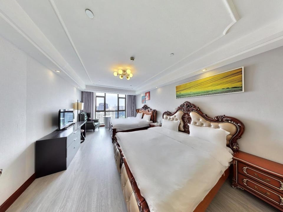 Bed, Photo of the whole room