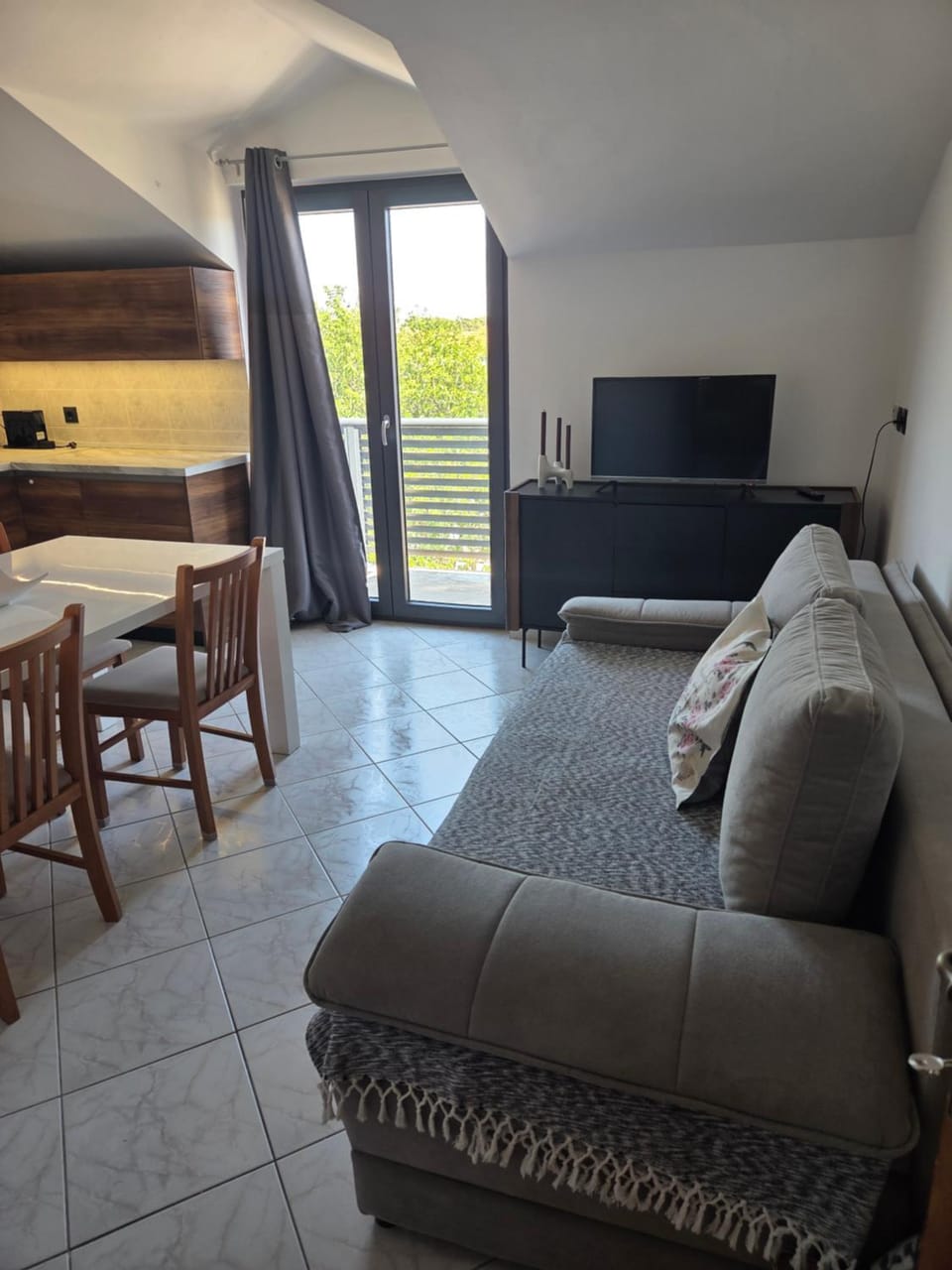 Kitchen or kitchenette, Living room, Dining area