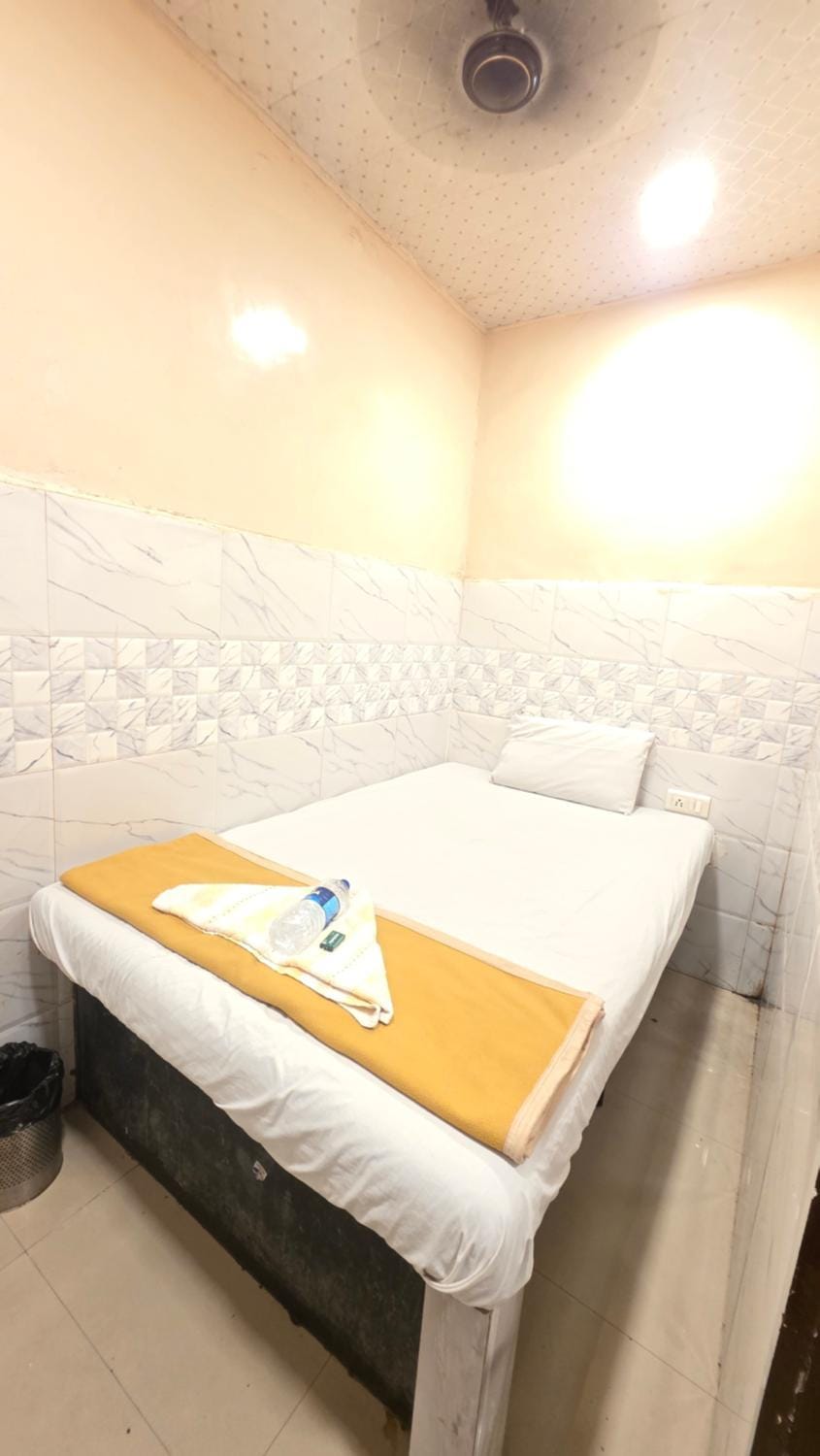 Hotel firdous Hotel in Mumbai
