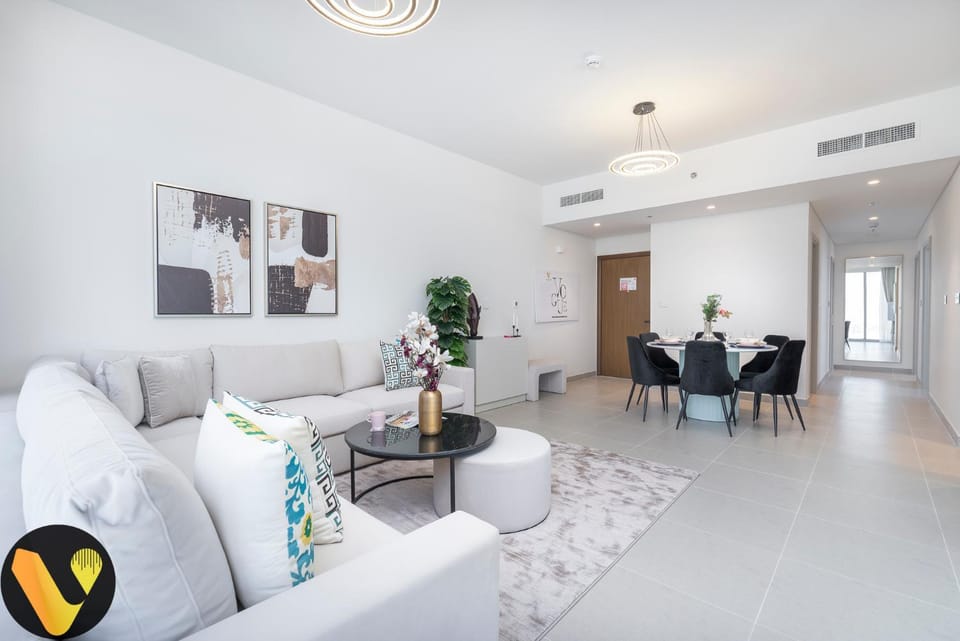 Living room, Seating area, Dining area, air conditioner