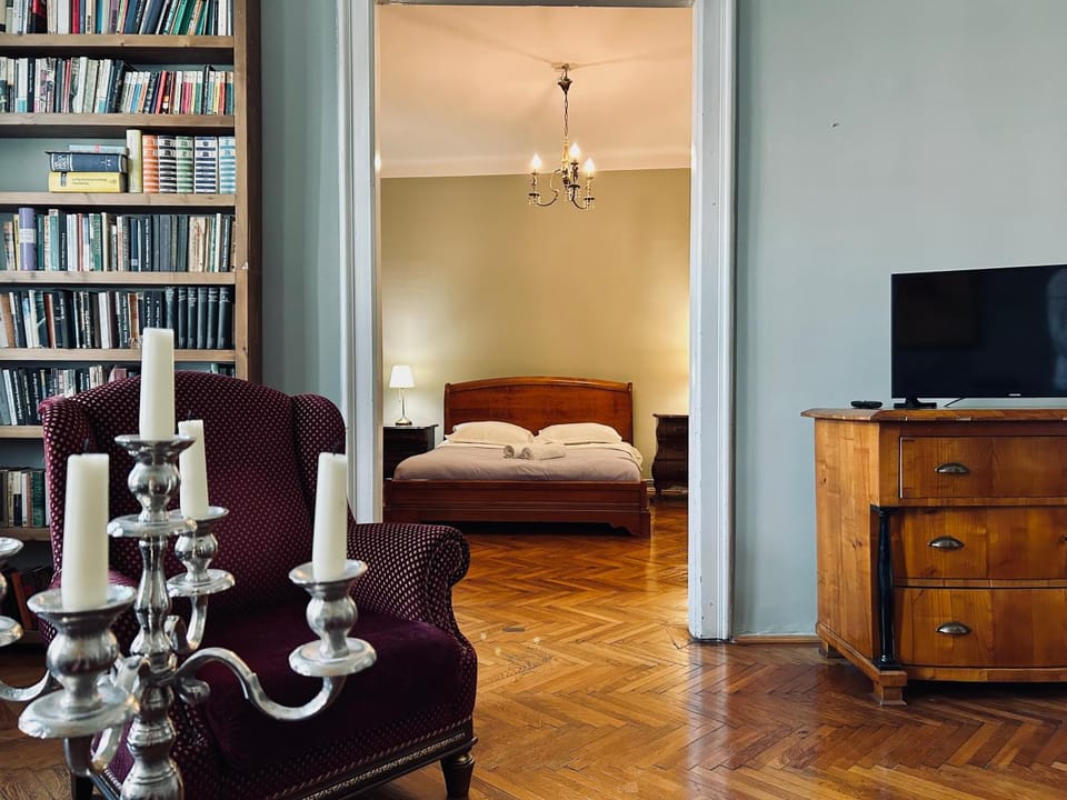 Living room, Bedroom