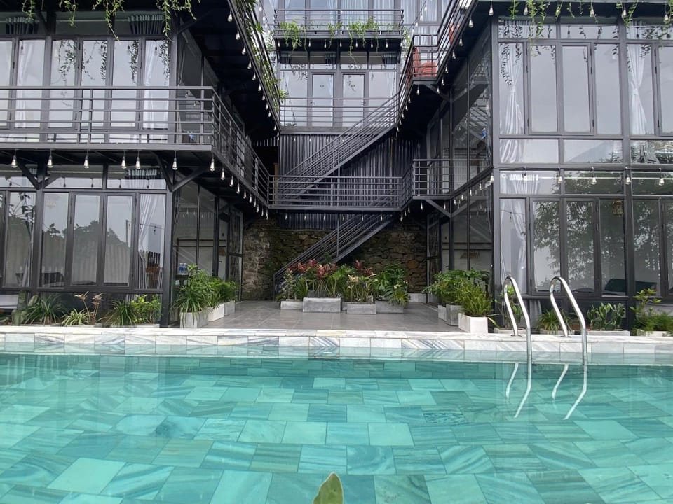 Balcony/Terrace, Swimming pool