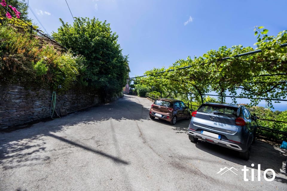 Neighbourhood, Natural landscape, Sea view, Parking