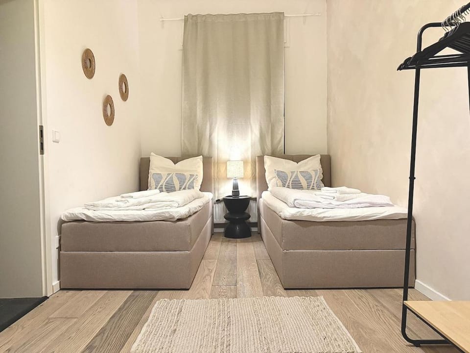 Loft I 3 Min bis Hbf I Netflix I Boxspring Betten Apartment in Hamm