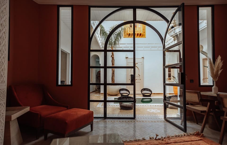 Restaurant/places to eat, Living room, Seating area, Swimming pool, Breakfast, Internal: Not applicable to any particular room