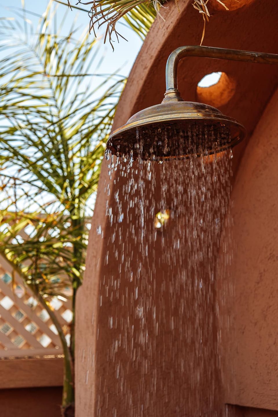 Shower, Patio, Day, Balcony/Terrace