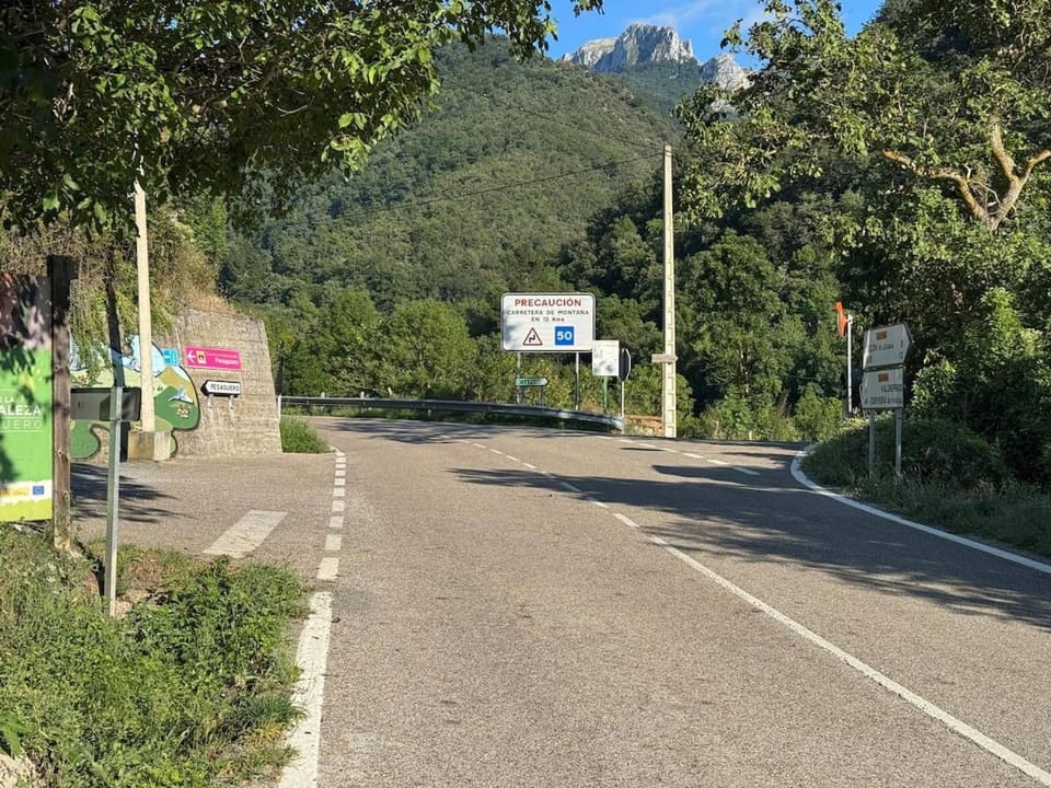 La Casuca de la Brevera House in Cantabria