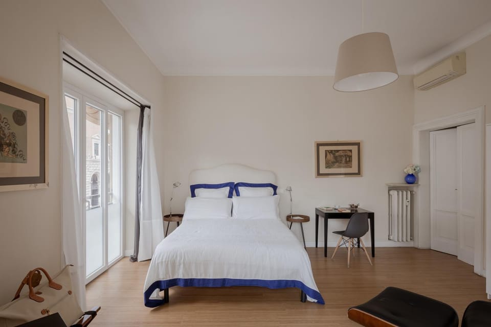 Tiber Island View - Trastevere, Campo de' Fiori Apartment in Rome