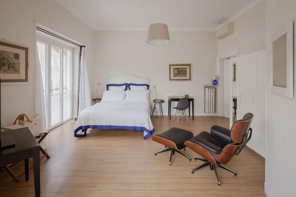 Tiber Island View - Trastevere, Campo de' Fiori Apartment in Rome
