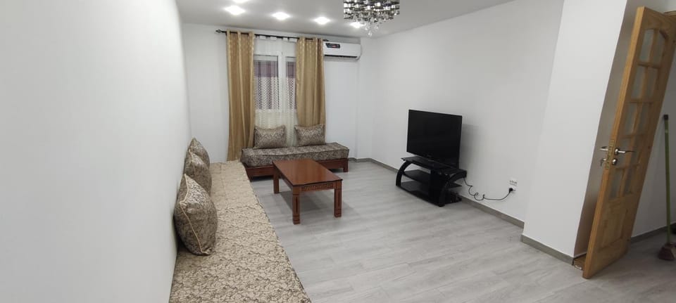 Appartement idéal hai el yasmine Apartment in Oran