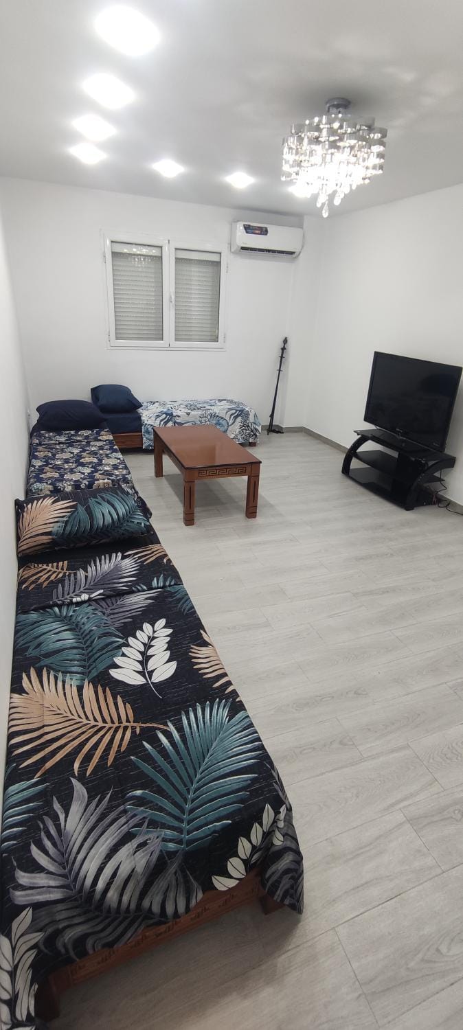 Appartement idéal hai el yasmine Apartment in Oran