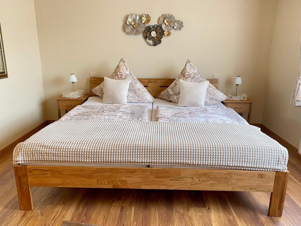 Gästezimmer Engels Vacation rental in Kelberg