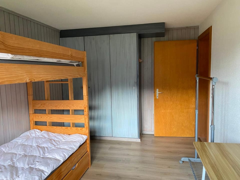 Appartement confortable avec terrasse Apartment in Saanen