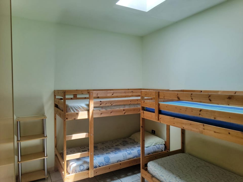 Camera singola in affitto con bagno privato interno Bed and Breakfast in Molise, Italy