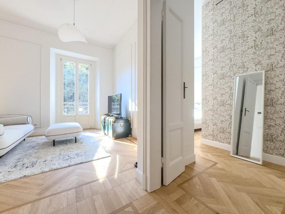 Design & Comfort in Porta Romana Apartment in Milan
