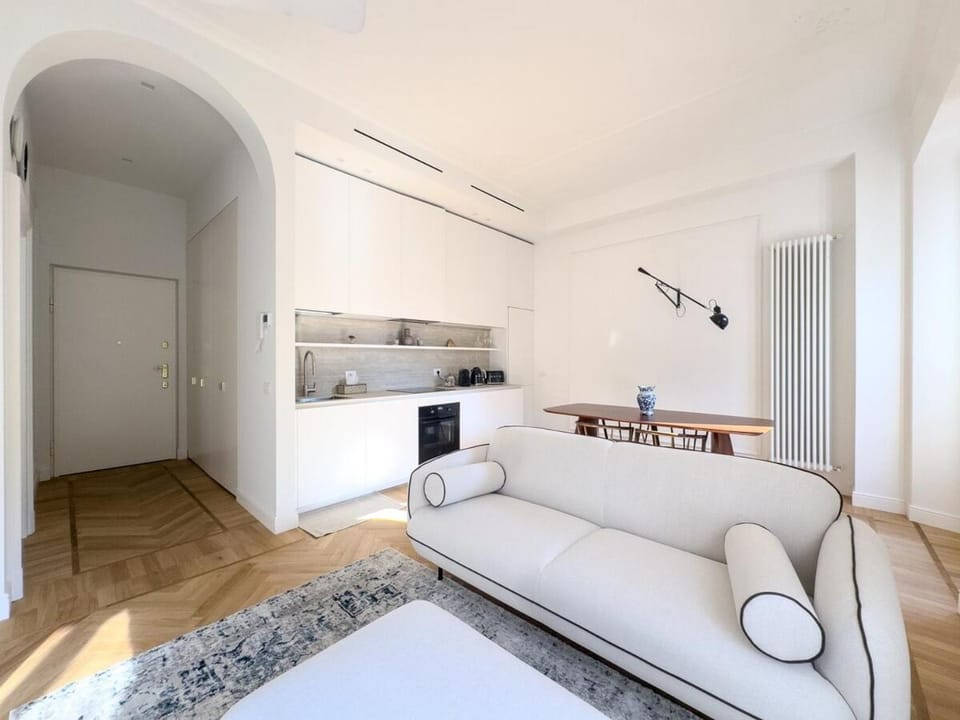 Design & Comfort in Porta Romana Apartment in Milan