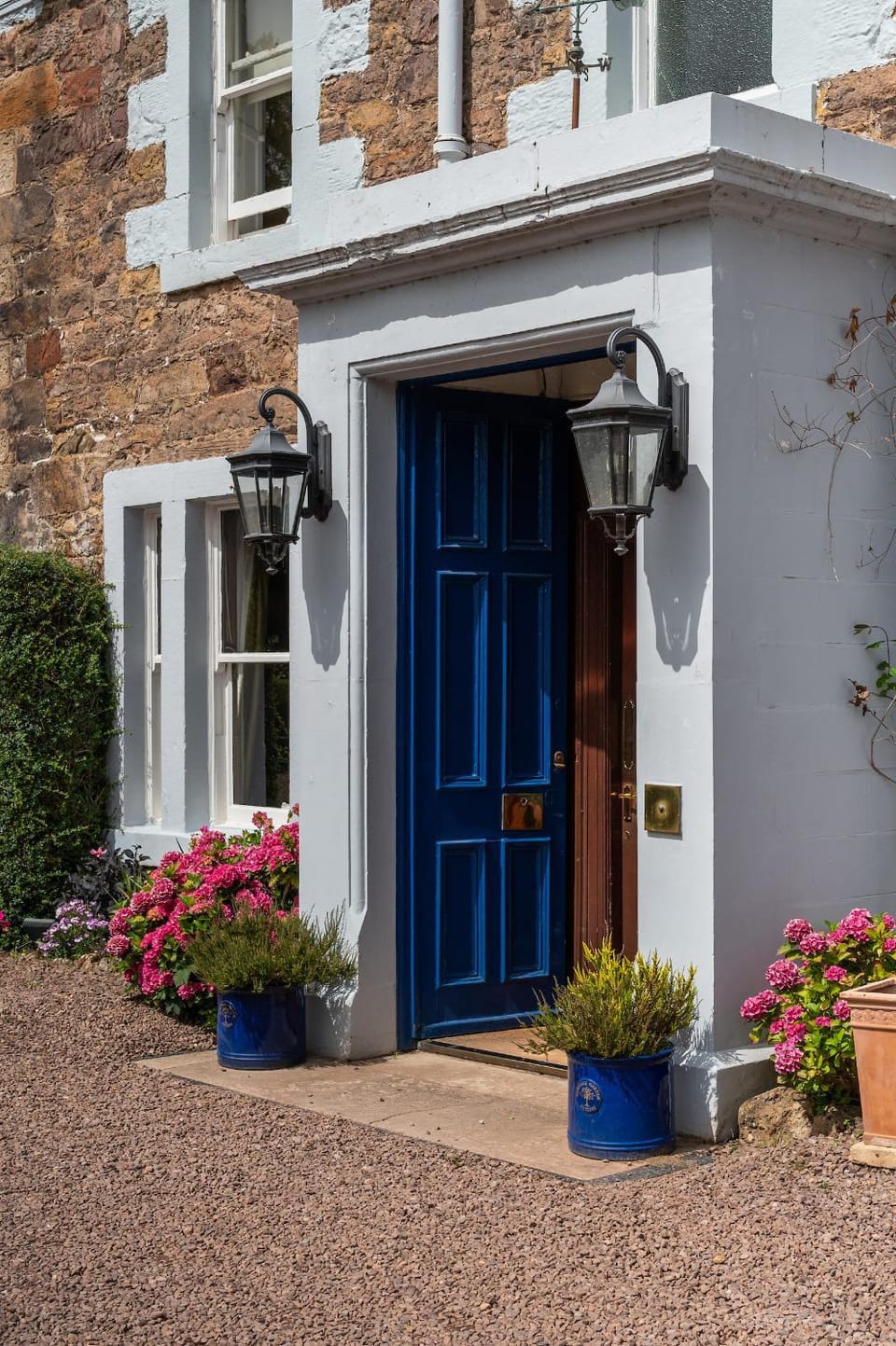 Property building, Facade/entrance