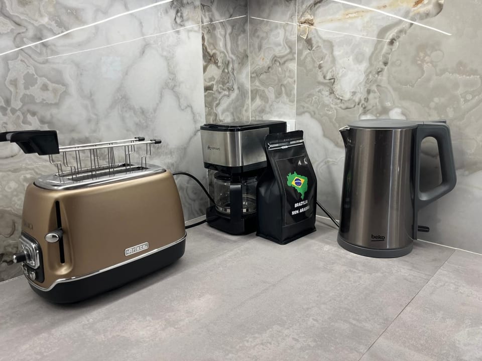 Coffee/tea facilities, Kitchen or kitchenette, toaster