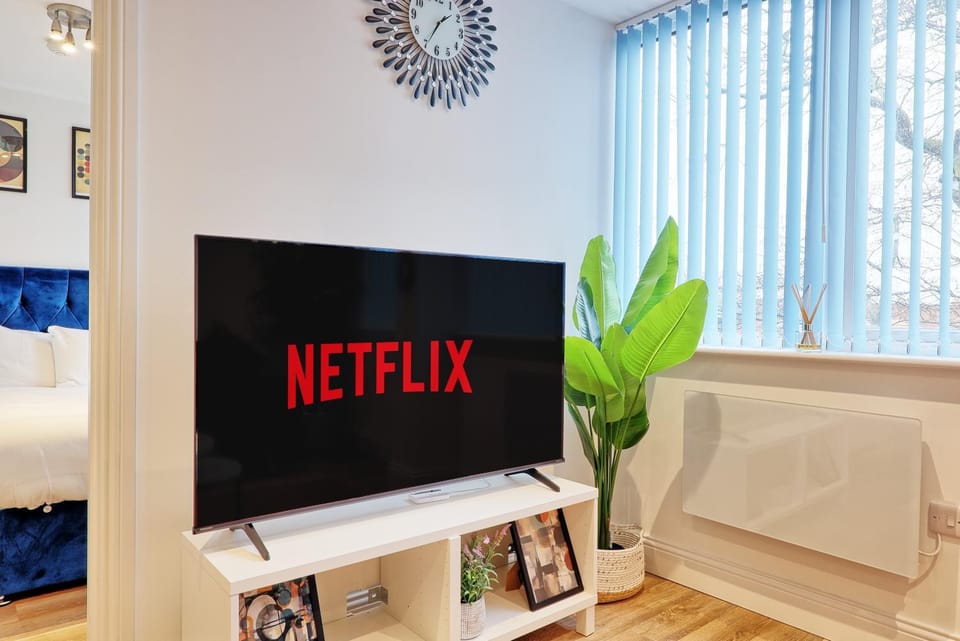 Communal lounge/ TV room, TV and multimedia, Evening entertainment