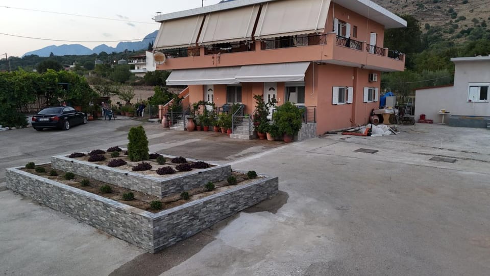 Acheron Whisper by ΜΡS Apartment in Peloponnese, Western Greece and the Ionian