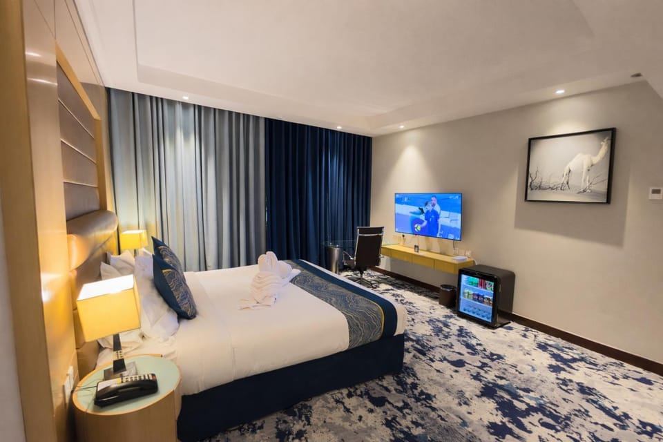 TV and multimedia, Photo of the whole room, Evening entertainment, Bedroom, minibar