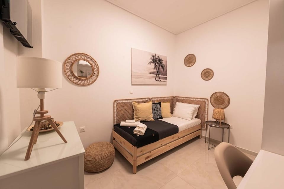 Theonisxenia Luxury Apt at Metro M3 Apartment in Piraeus Regional Unit, Greece