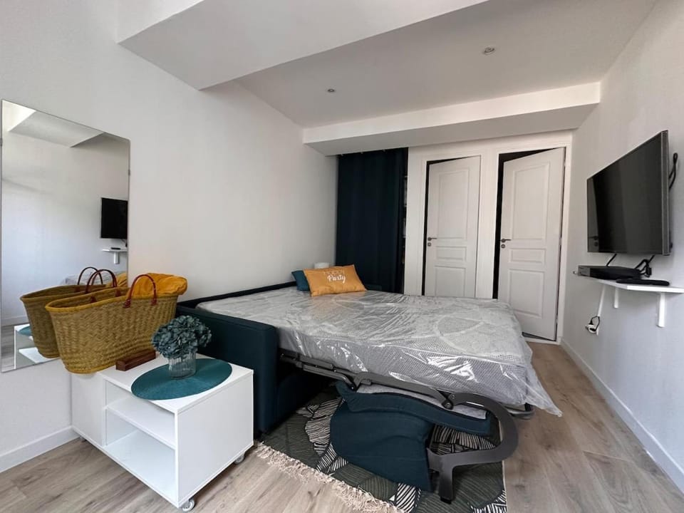 Appartement rénové Vieux Nice Apartment in Nice