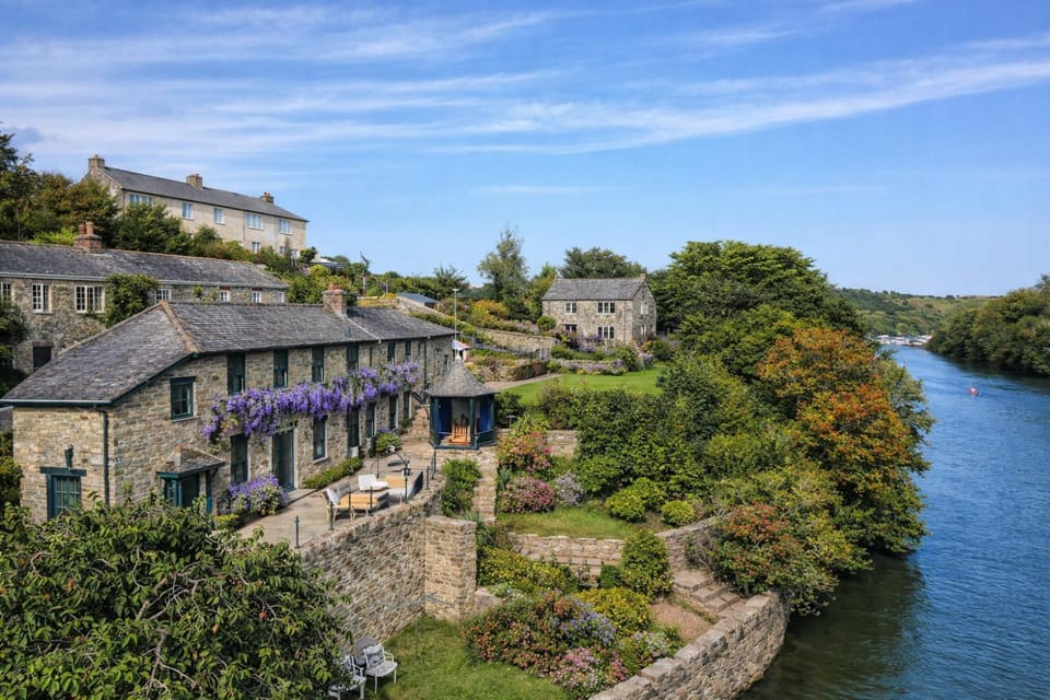 Manor House, Salcombe, sleeps 6, with parking House in Salcombe