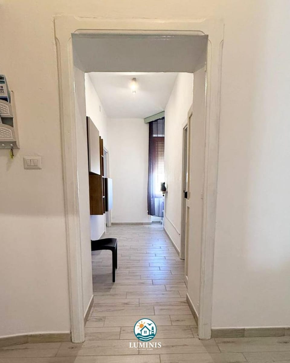 Patio, Photo of the whole room