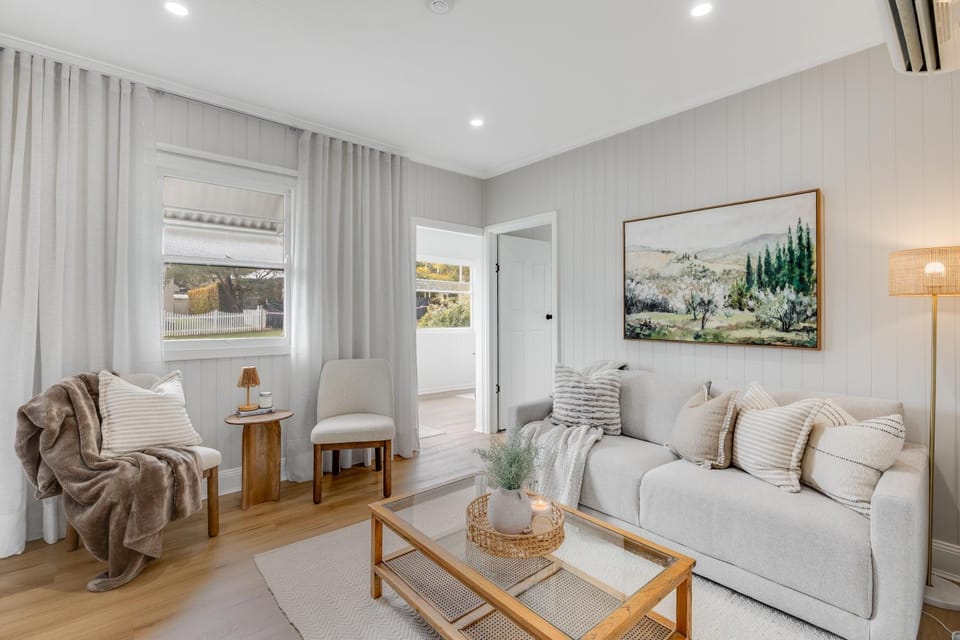 Living room, air conditioner