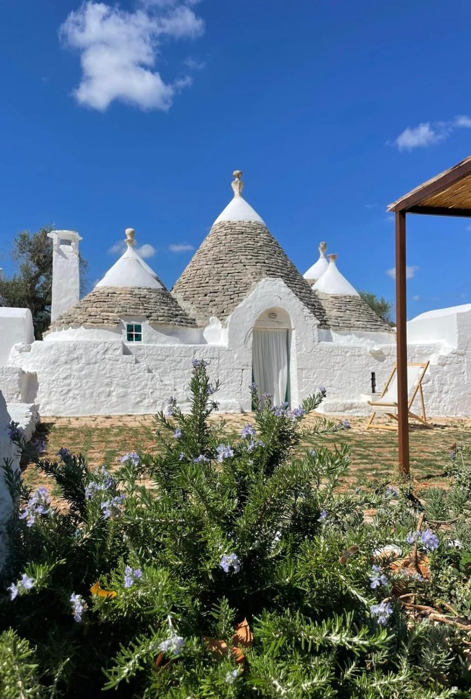 Trullo Carbone House in Province of Taranto